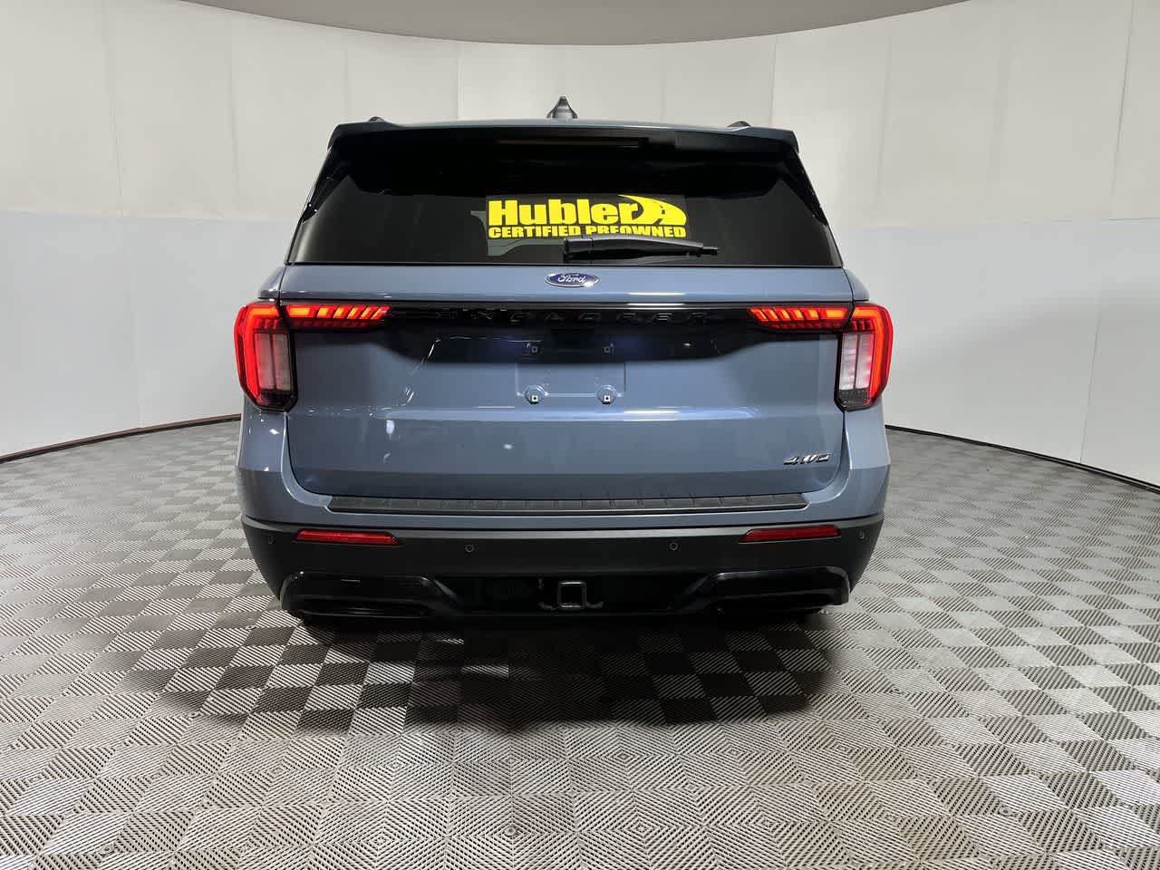 Used 2025 Ford Explorer ST-Line AWD/4WD image 7