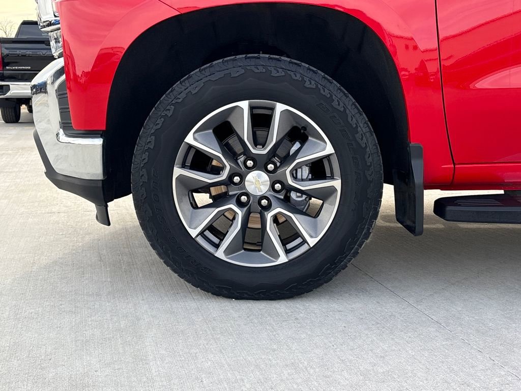 Used 2021 Chevrolet Silverado 1500 LT w/ All Star Edition Plus image 31