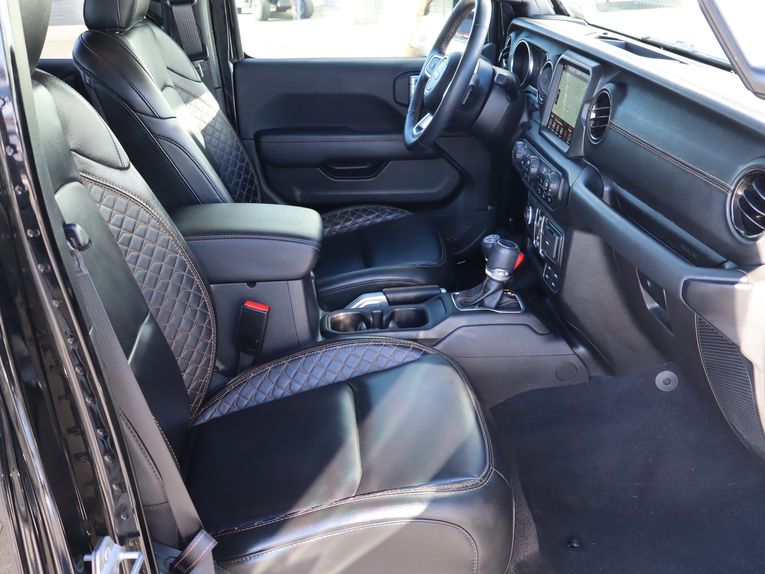 Used 2022 Jeep Gladiator Overland image 38