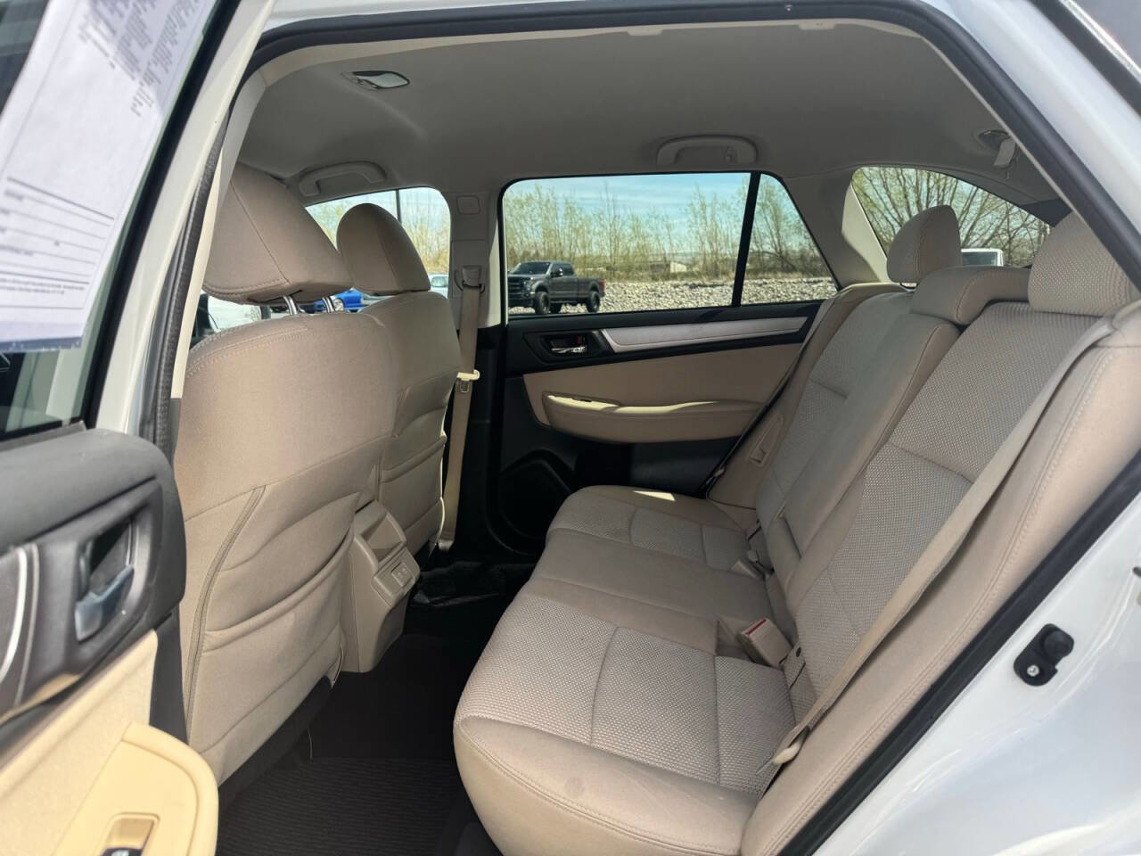 Used 2019 Subaru Outback 2.5i Premium AWD/4WD image 30
