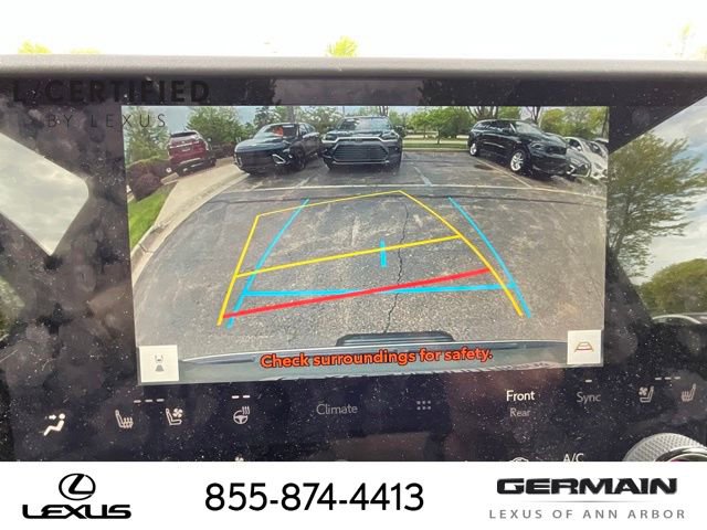 Used 2025 Lexus GX 550 w/ Accessory Package (2T) AWD/4WD image 19