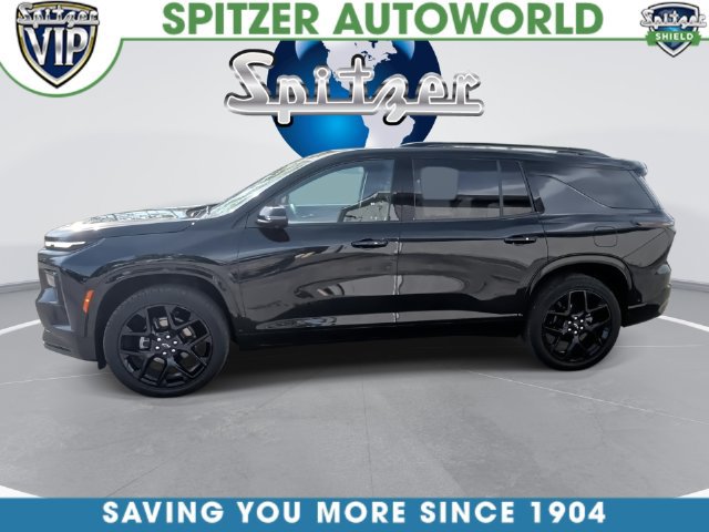 Used 2024 Chevrolet Traverse RS w/ LPO, Floor Liner Package AWD/4WD image 9