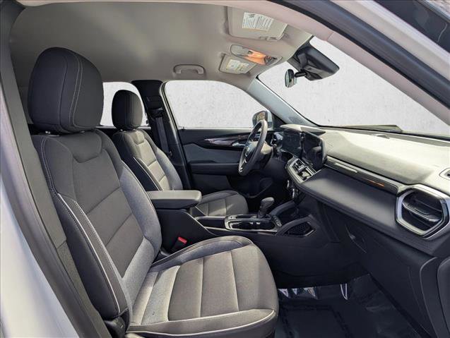 Used 2025 Chevrolet TrailBlazer LT image 19