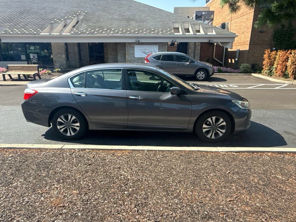 Used 2014 Honda Accord LX image 10