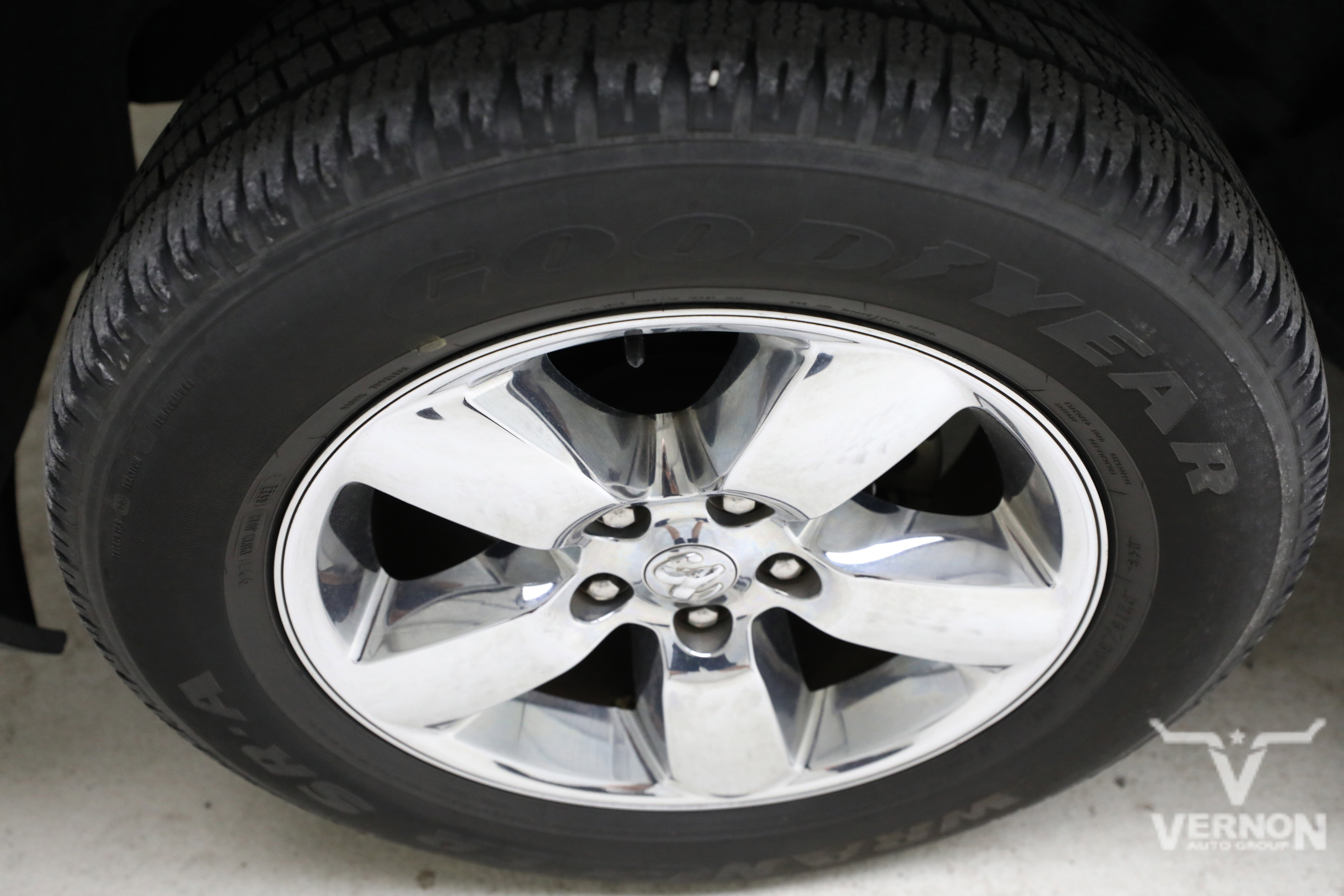 Used 2015 RAM 1500 Lone Star AWD/4WD image 10