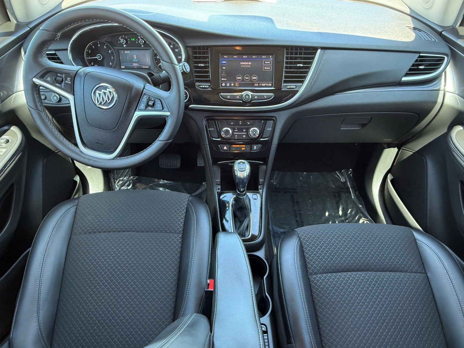 Used 2022 Buick Encore Preferred w/ Safety Package image 13