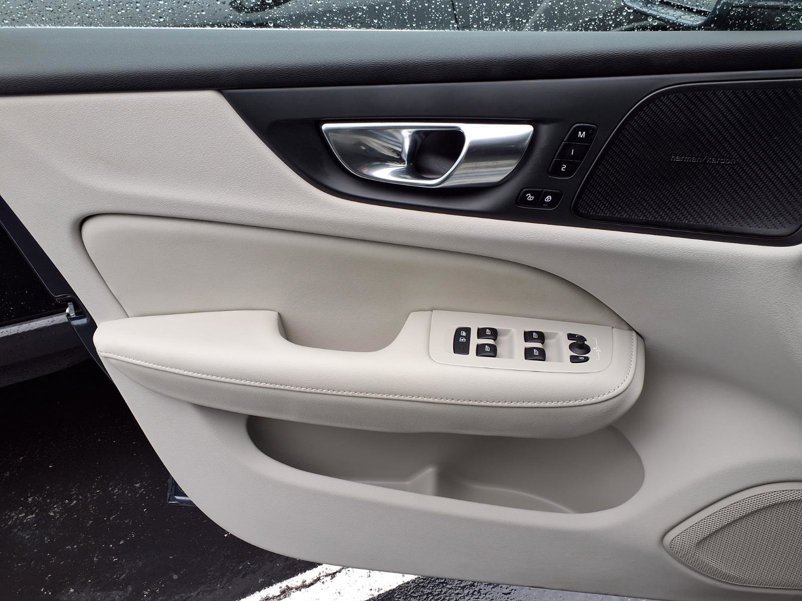 Used 2023 Volvo S60 B5 Ultimate w/ Climate Package FWD image 17