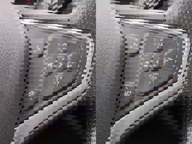 Used 2023 Chevrolet Malibu LT image 27