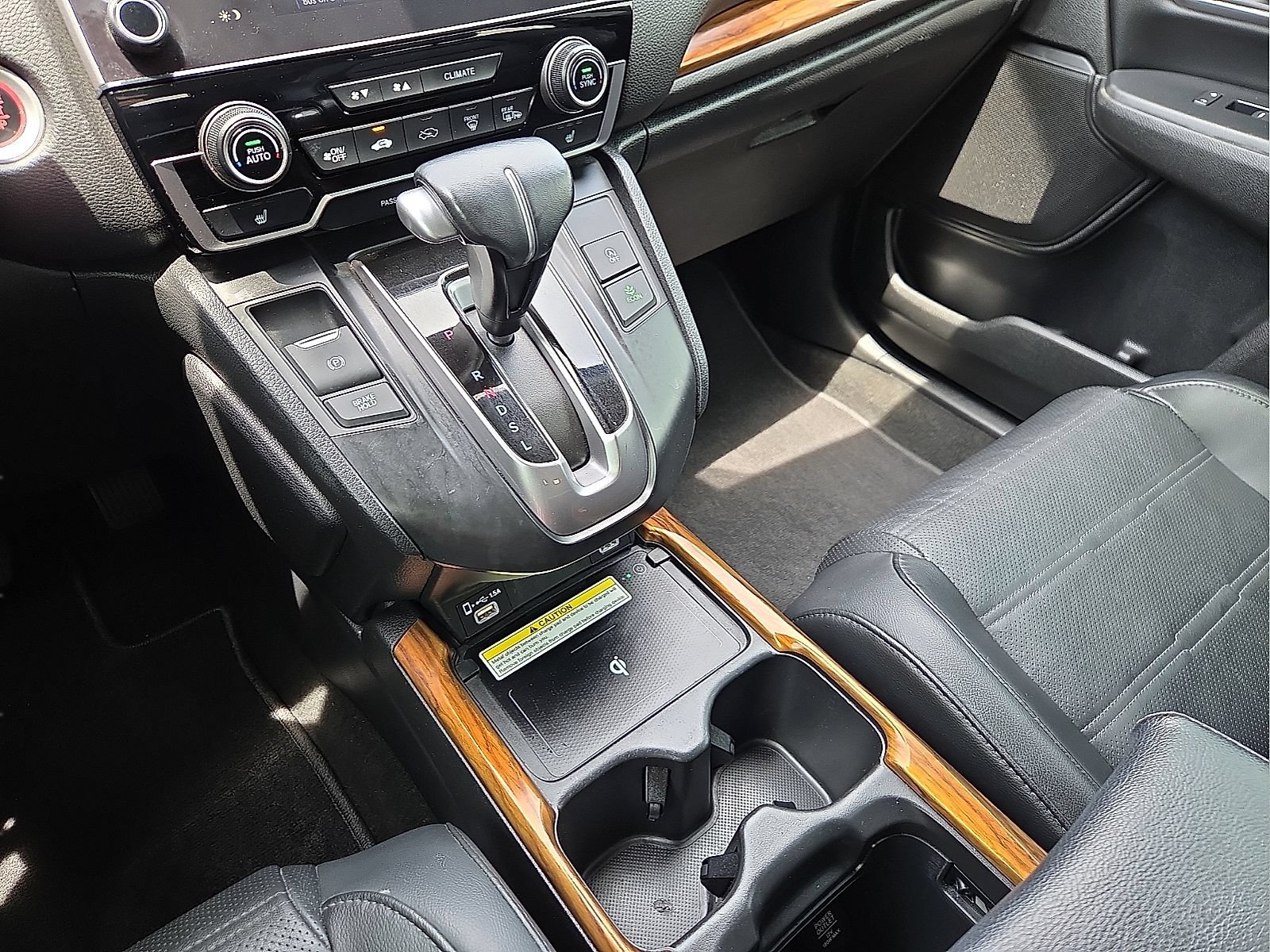 Used 2020 Honda CR-V Touring image 25