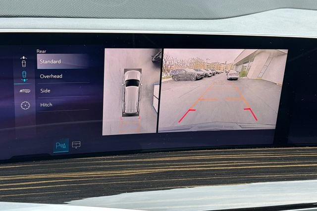 Certified 2025 Cadillac Escalade Premium Luxury image 21