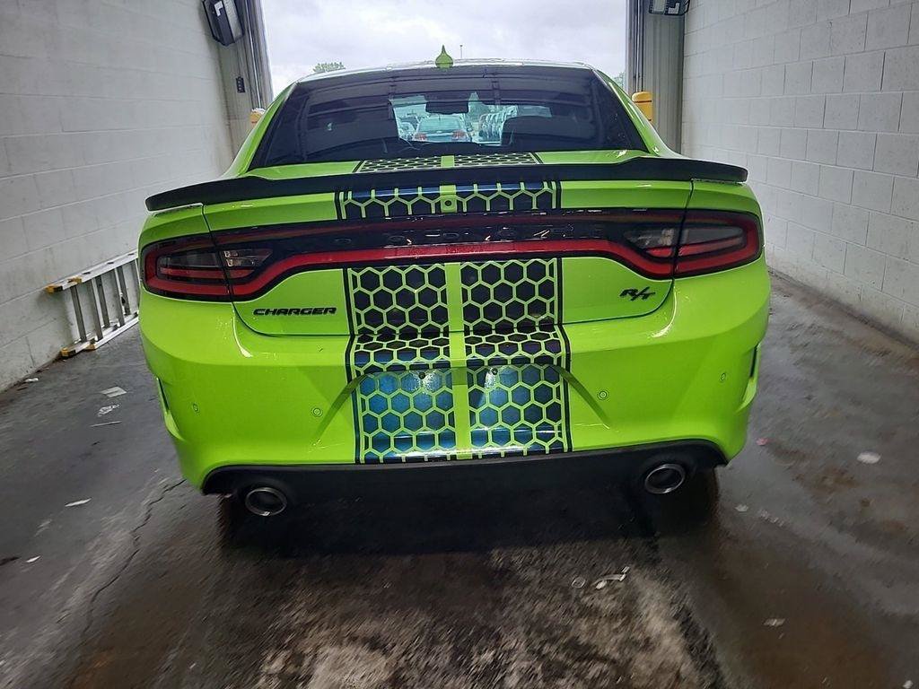 Used 2023 Dodge Charger R/T w/ Plus Group RWD image 5