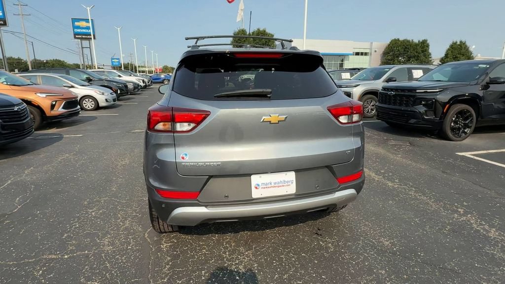 Used 2022 Chevrolet TrailBlazer LT w/ Convenience Package FWD image 7