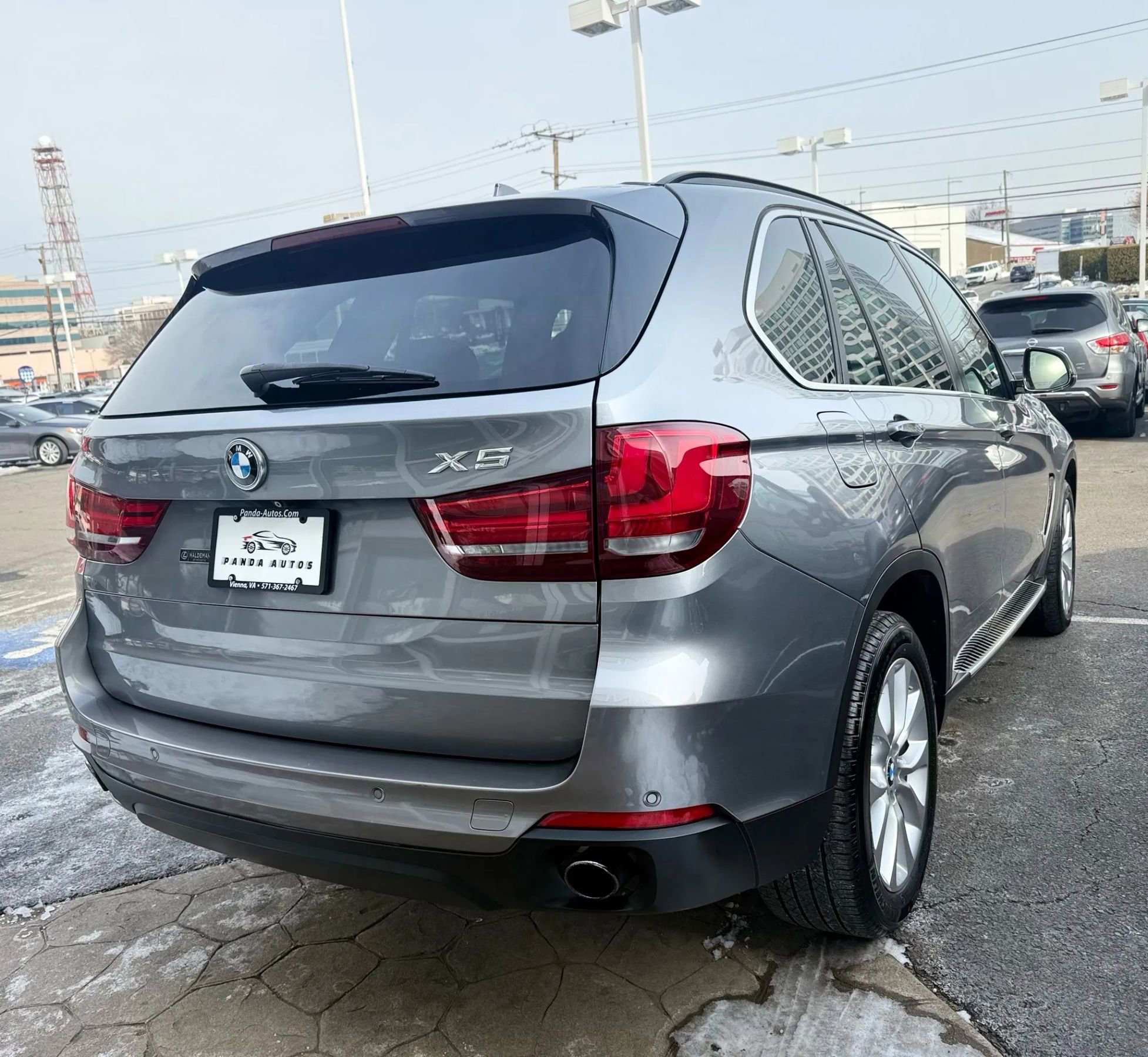 Used 2016 BMW X5 xDrive35d image 7