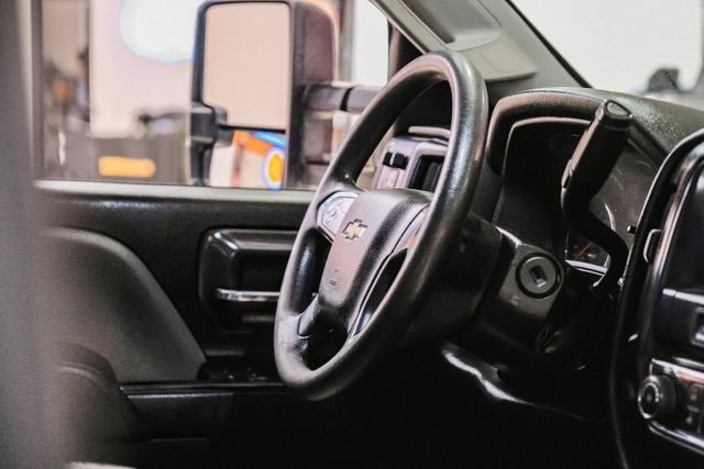 Used 2019 Chevrolet Silverado 3500 W/T w/ WT Convenience Package image 15