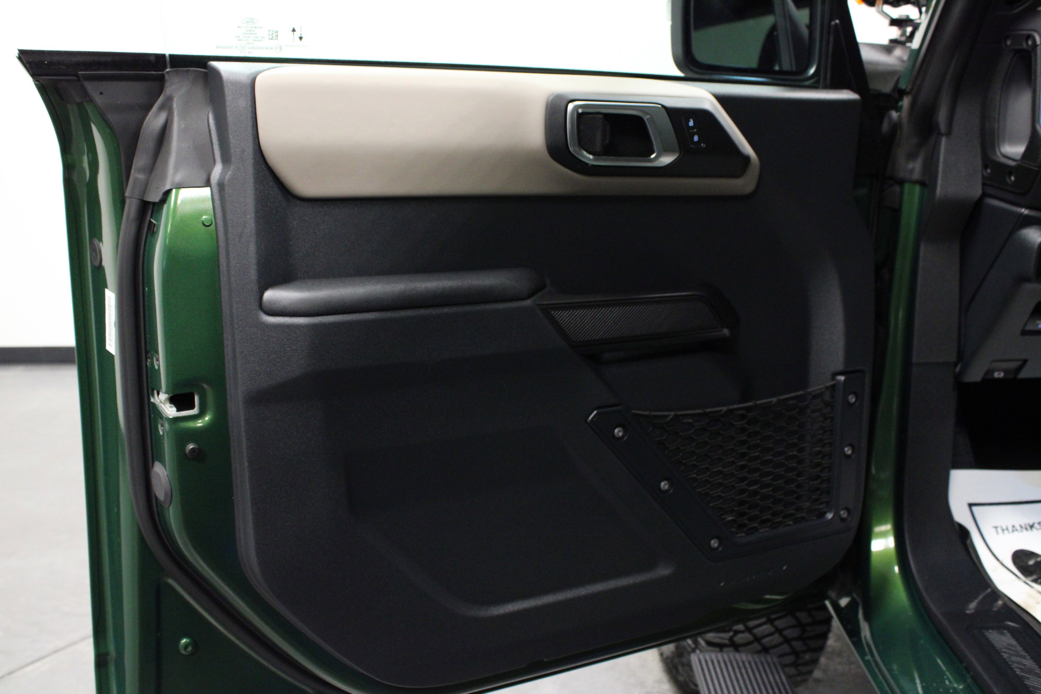 Used 2024 Ford Bronco Wildtrak image 11