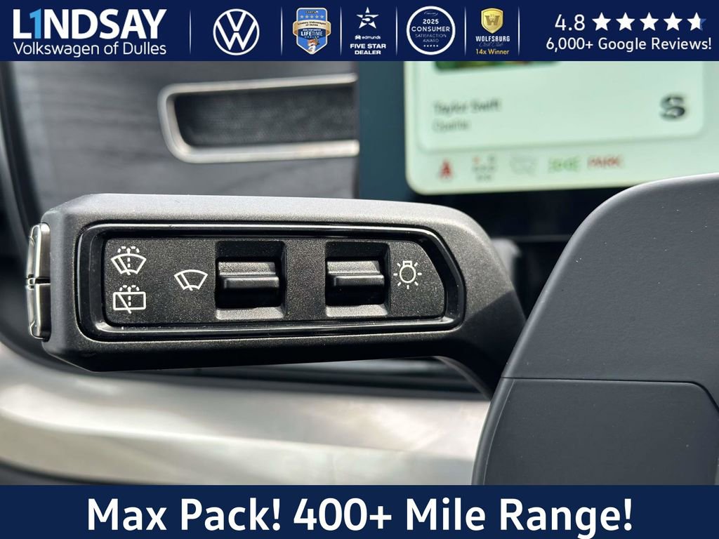 Used 2025 Rivian R1S Adventure image 22