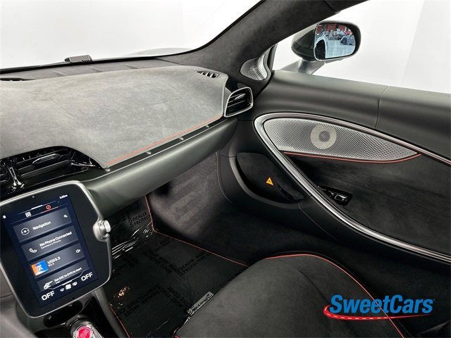 Used 2024 McLaren Artura image 29