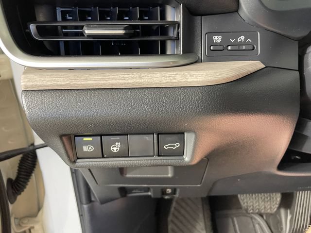 Used 2024 Toyota Grand Highlander AWD image 15