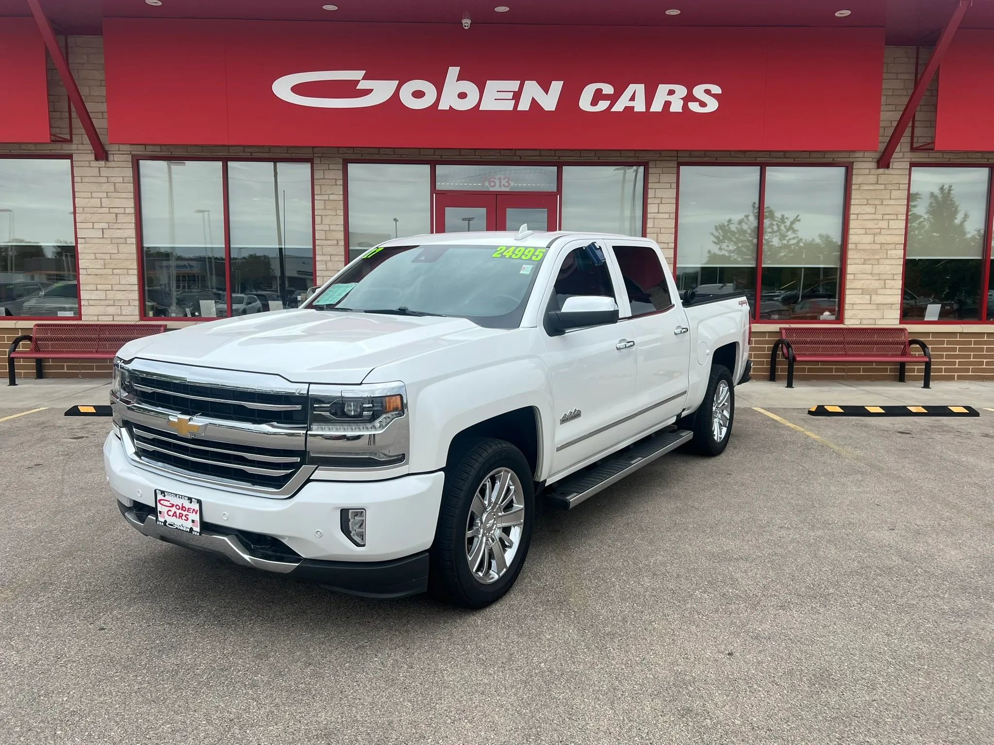 Used 2017 Chevrolet Silverado 1500 High Country AWD/4WD image 1