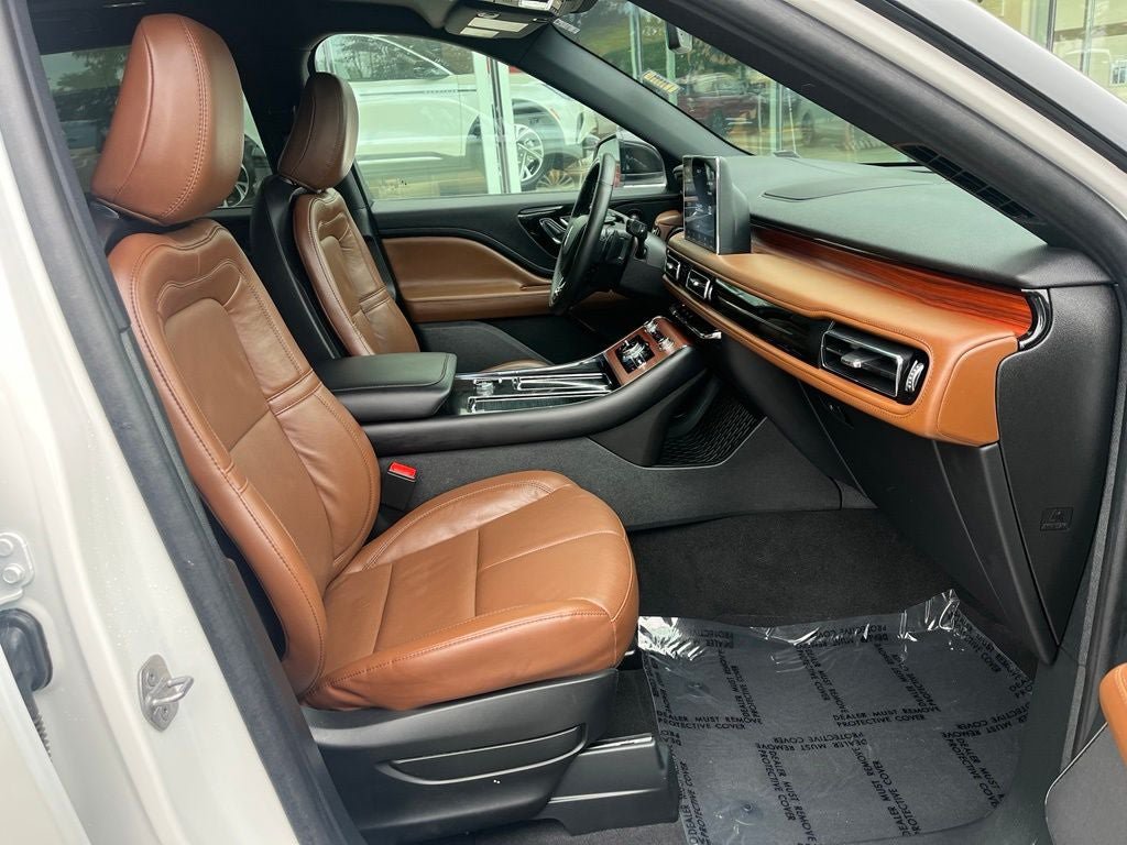 Used 2024 Lincoln Aviator Reserve w/ Elements Package Plus AWD/4WD image 22