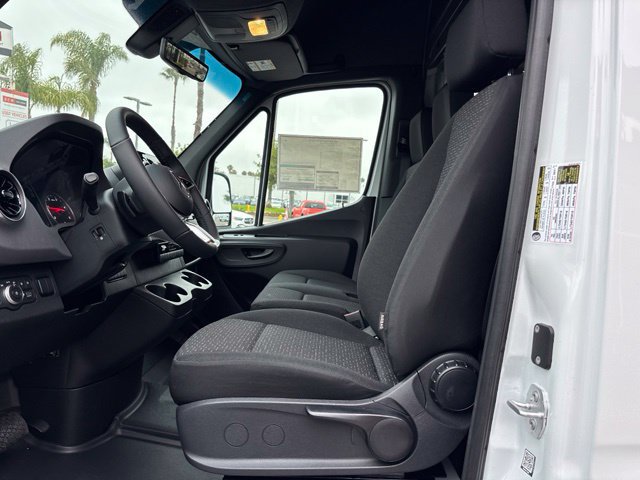 New 2026 Mercedes-Benz Sprinter 2500 image 8