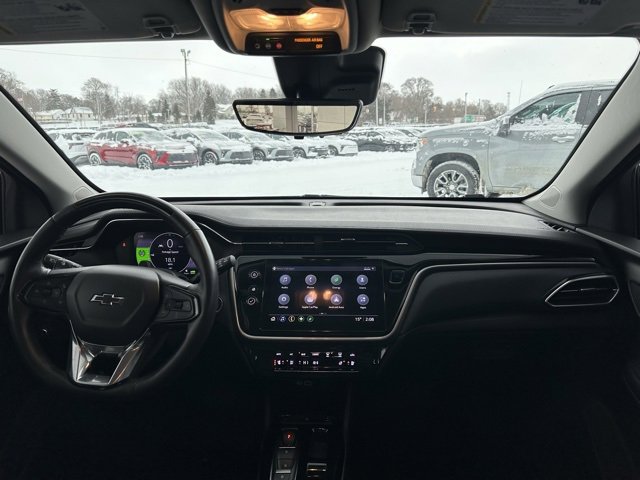 Used 2022 Chevrolet Bolt EUV Premier w/ Super Cruise Package image 18