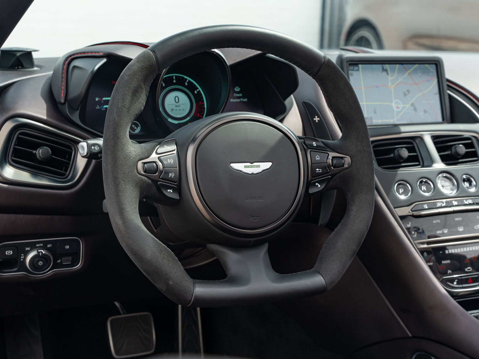 Used 2023 Aston Martin DBS Superleggera Volante RWD image 11