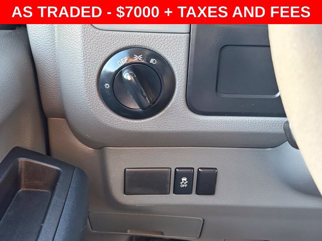 Used 2013 Nissan NV 1500 S RWD image 18