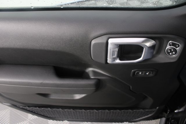 New 2026 Jeep Wrangler Unlimited Rubicon image 13