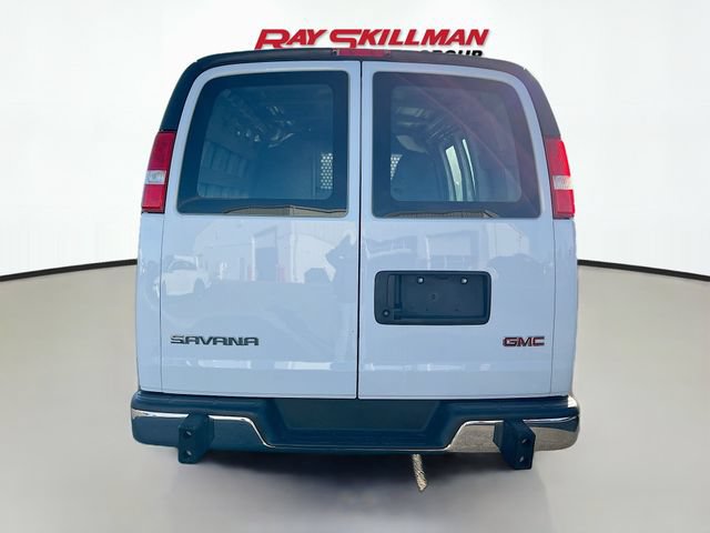 Used 2024 GMC Savana 2500 w/ Driver Convenience Package RWD image 6