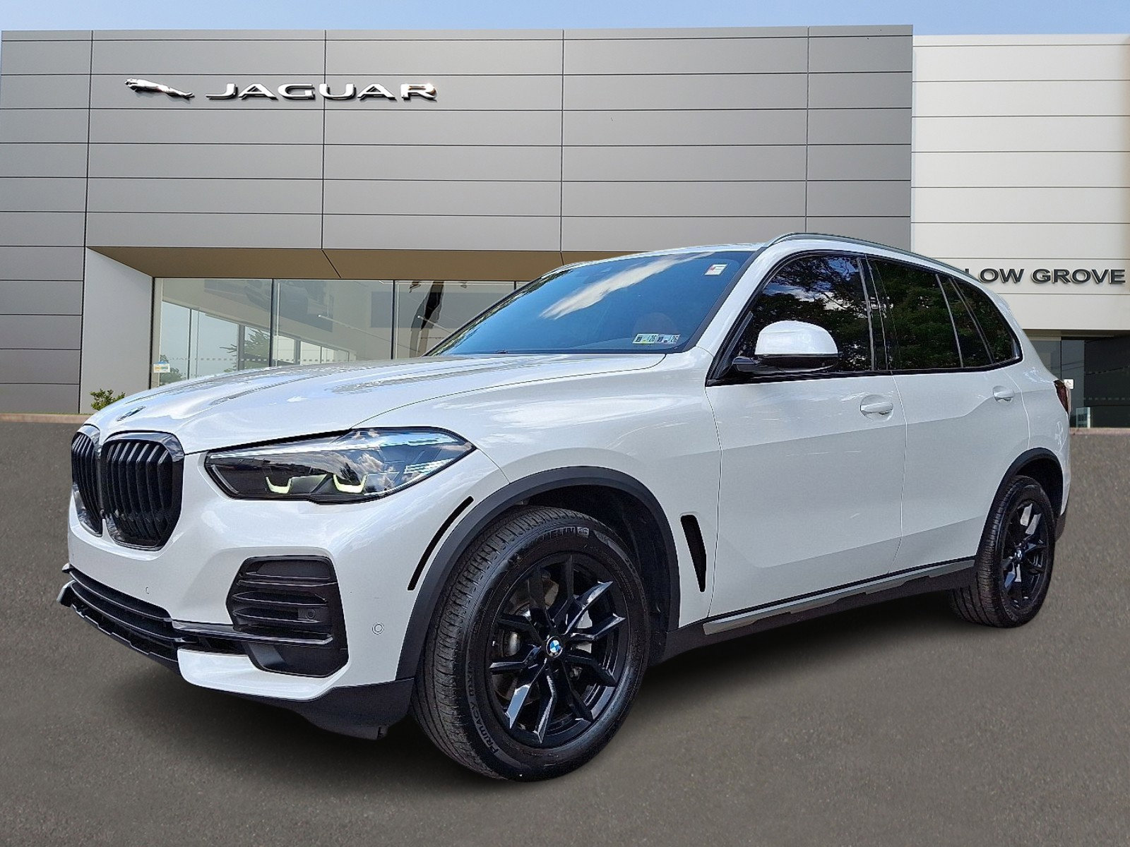 Used 2023 BMW X5 xDrive40i w/ Premium Package