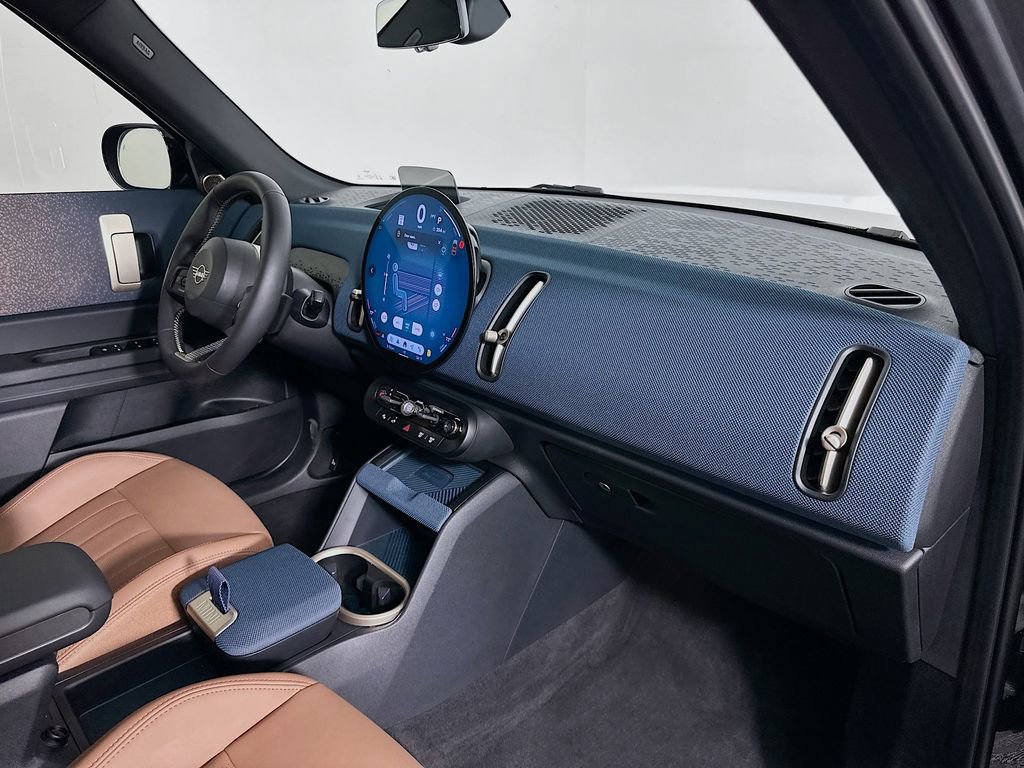 Certified 2025 MINI Cooper Countryman S image 30