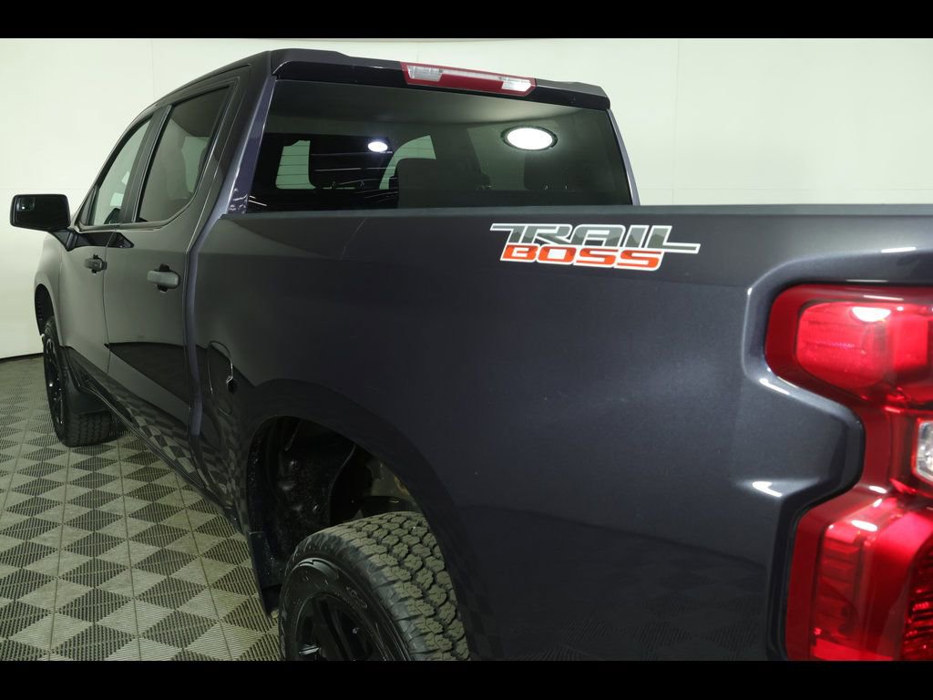Used 2022 Chevrolet Silverado 1500 Custom Trail Boss w/ LPO, Dark Essentials Package image 15