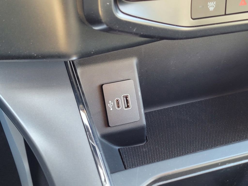 New 2025 Ford F150 Lightning Flash AWD/4WD image 55