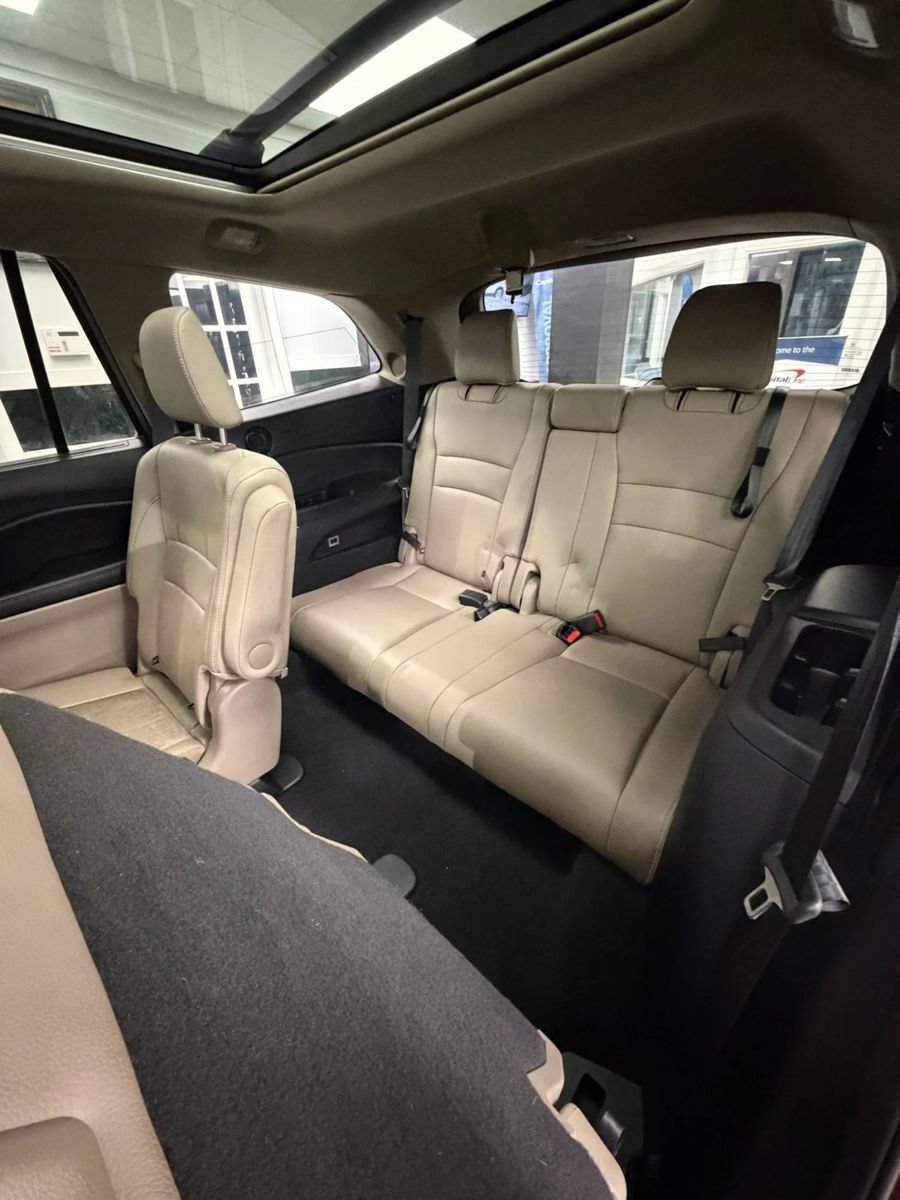 Used 2016 Honda Pilot Elite image 16