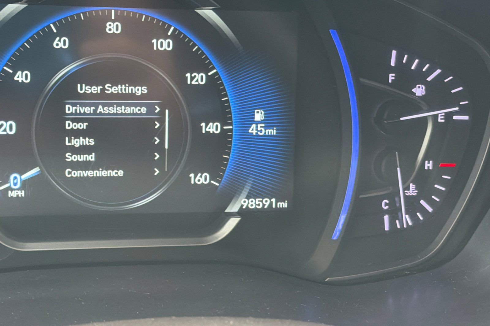 Used 2020 Hyundai Santa Fe SEL AWD/4WD image 26