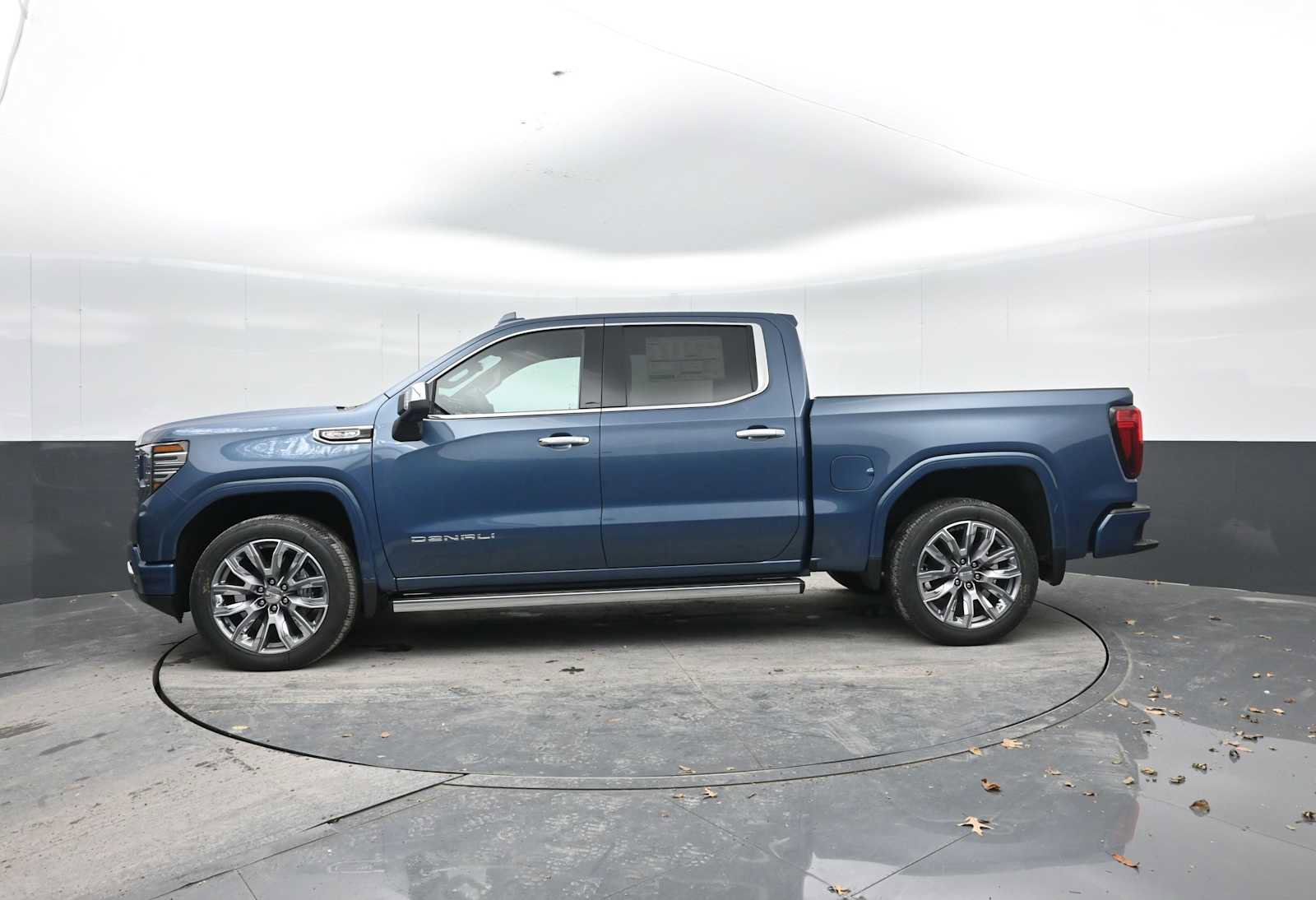 New 2026 GMC Sierra 1500 Denali image 4