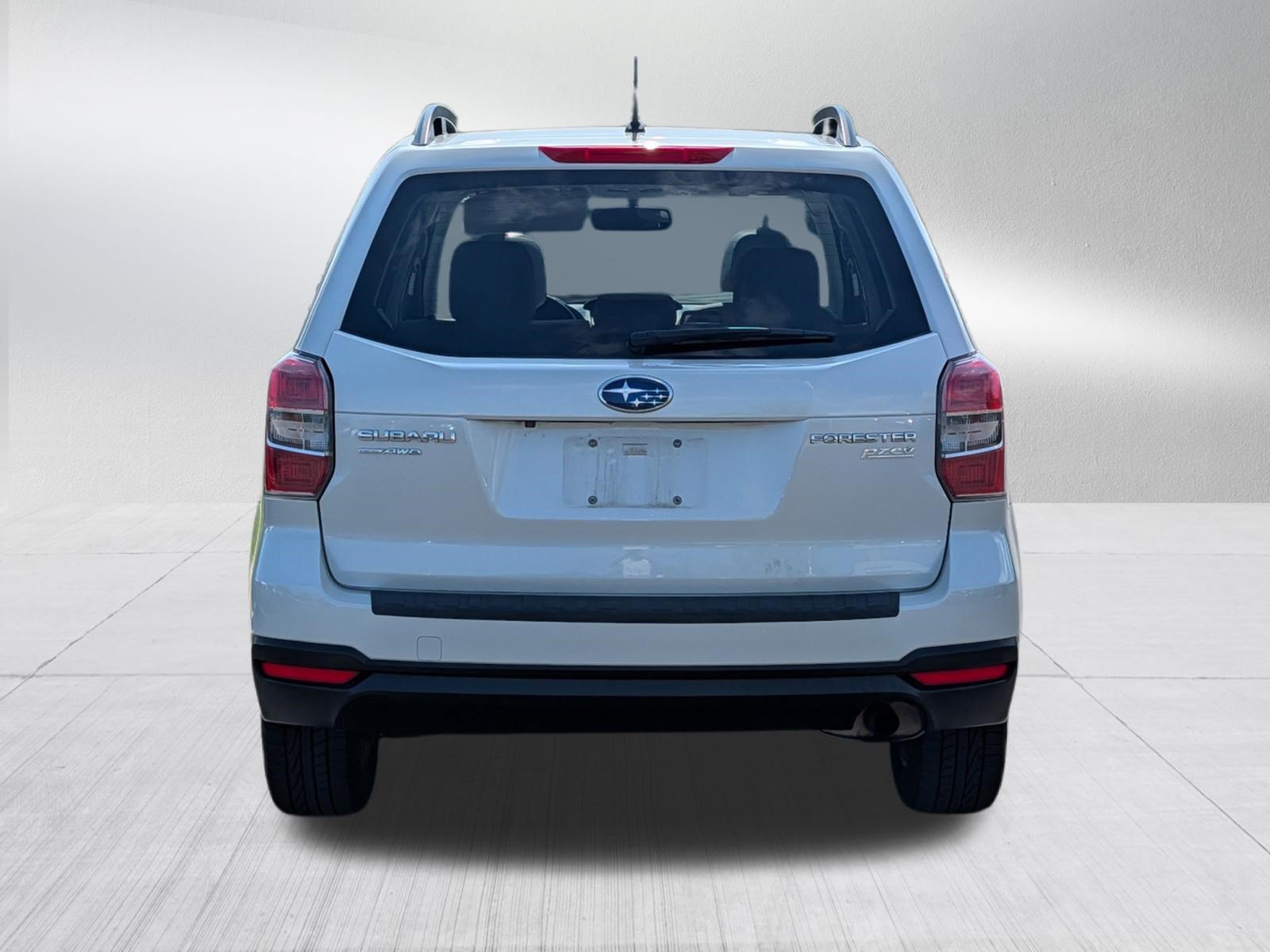 Used 2014 Subaru Forester 2.5i Premium w/ Popular Package #2 AWD/4WD image 6