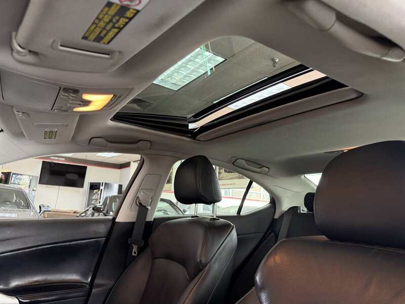 Used 2009 Lexus IS 250 AWD image 19