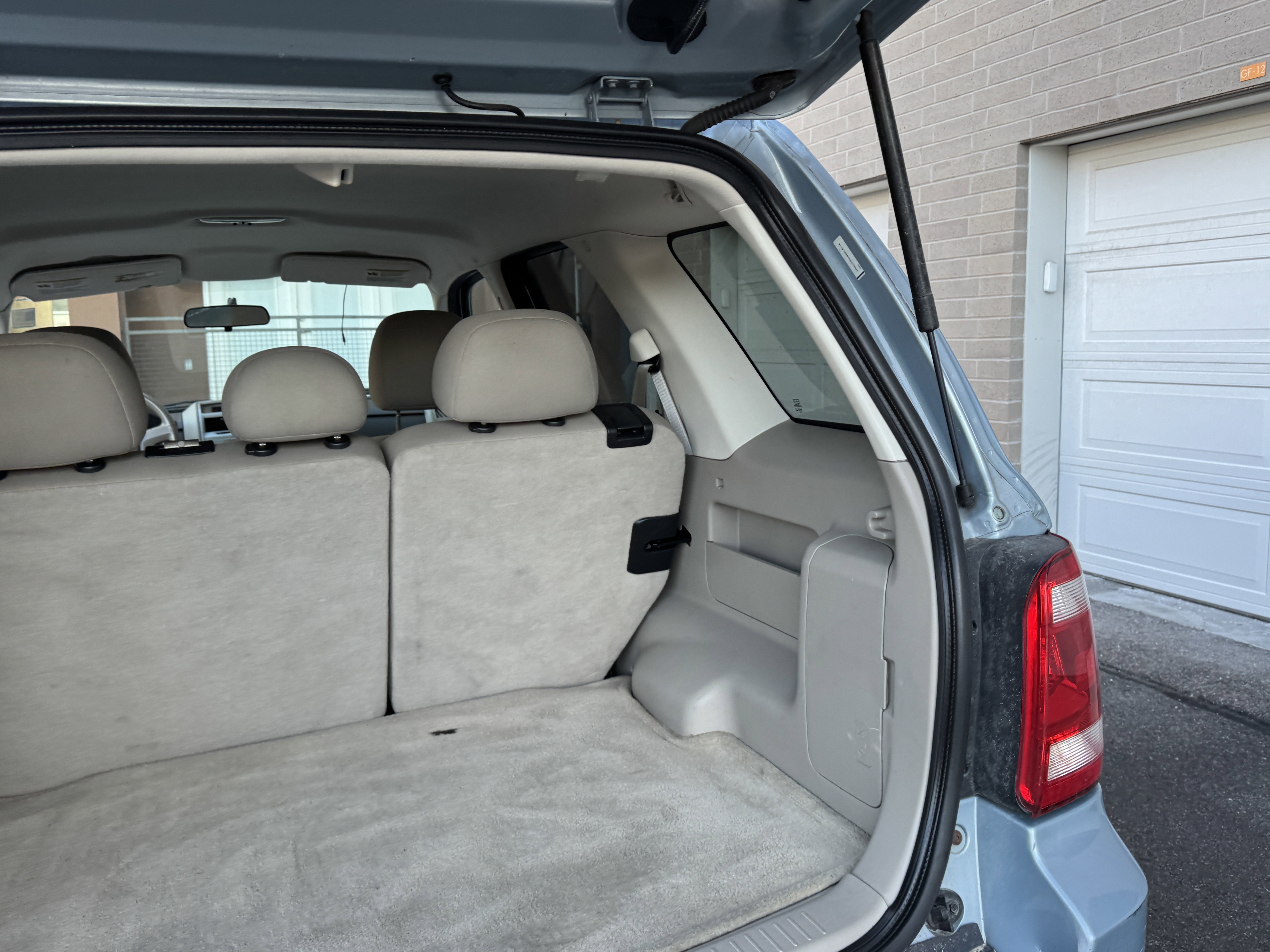 Used 2008 Ford Escape 4WD Hybrid image 30