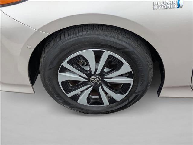 Used 2019 Toyota Prius Prime Advanced image 30