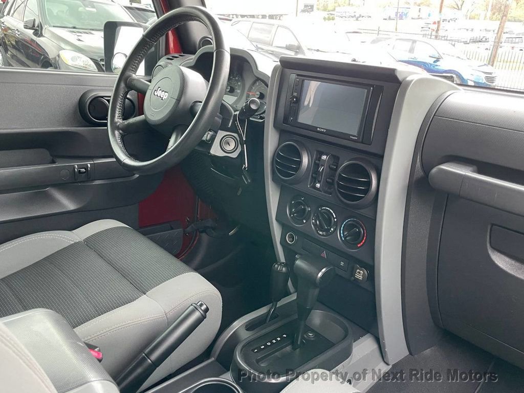 Used 2007 Jeep Wrangler Unlimited X image 15