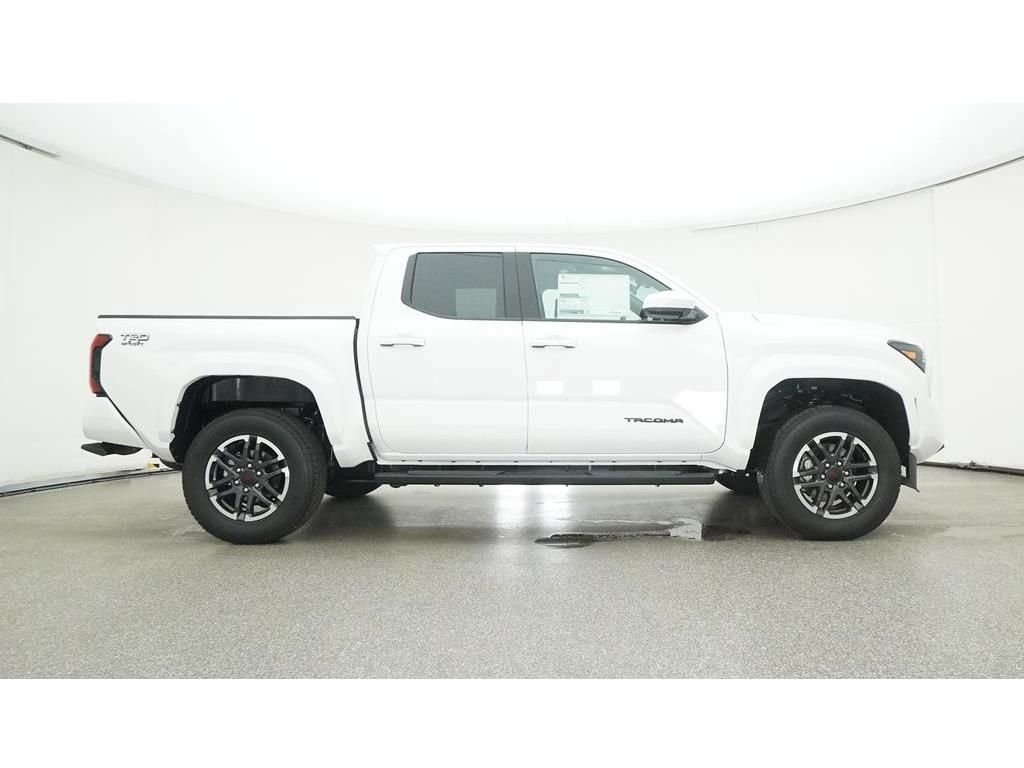 Used 2024 Toyota Tacoma TRD Sport image 28