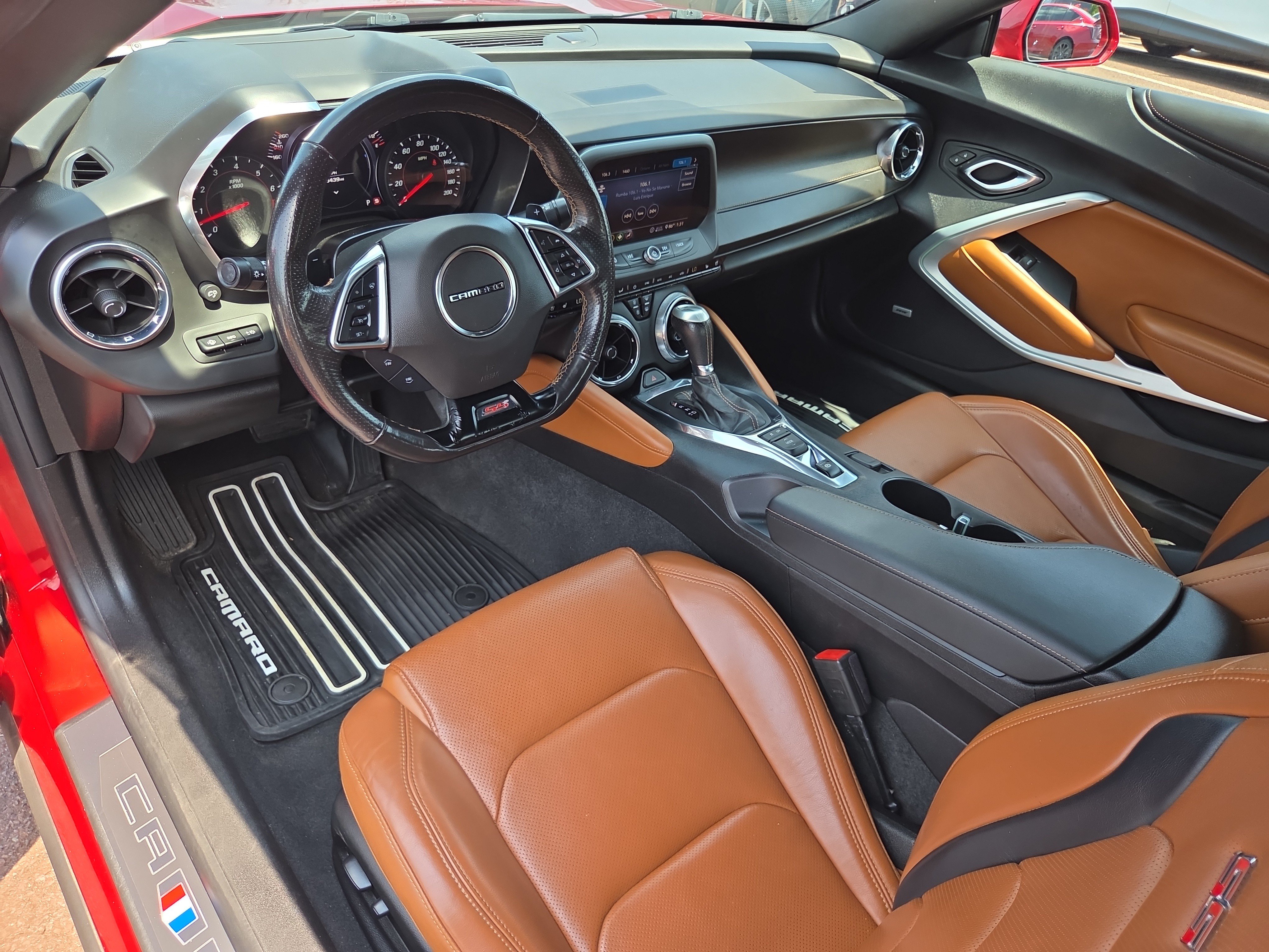 Used 2020 Chevrolet Camaro SS RWD image 19