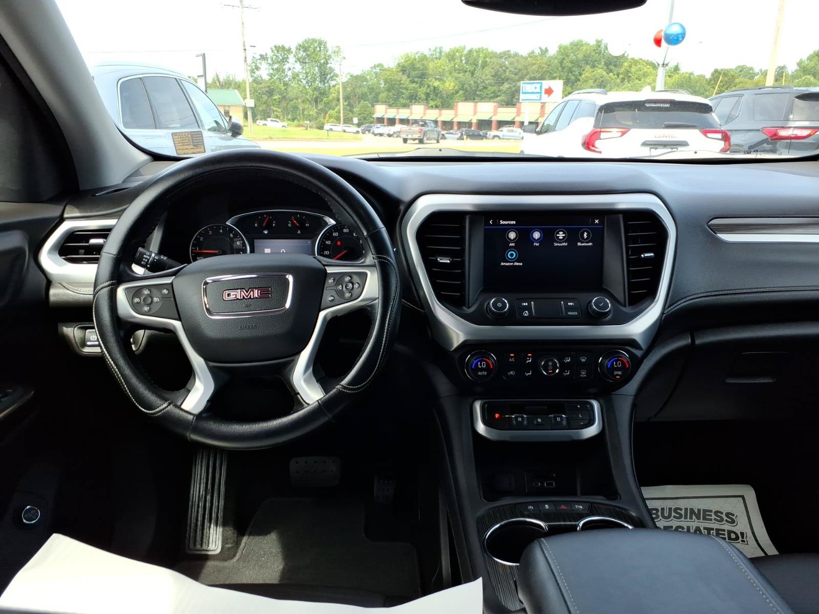 Used 2021 GMC Acadia SLT w/ Elevation Edition FWD image 10