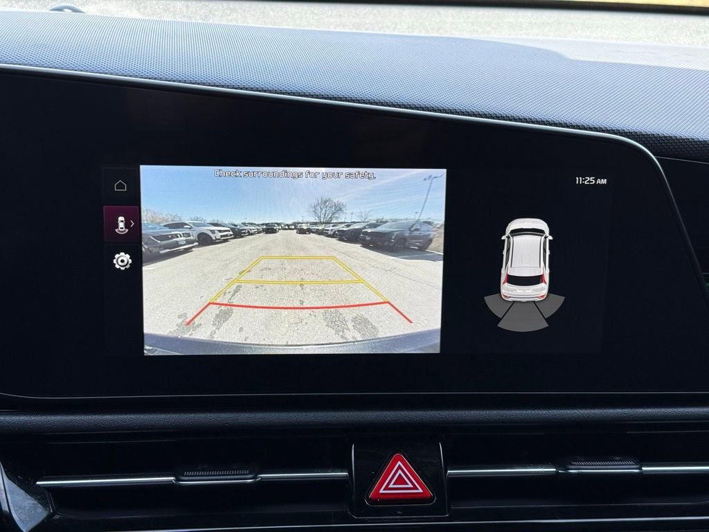 Used 2023 Kia Niro EX image 36