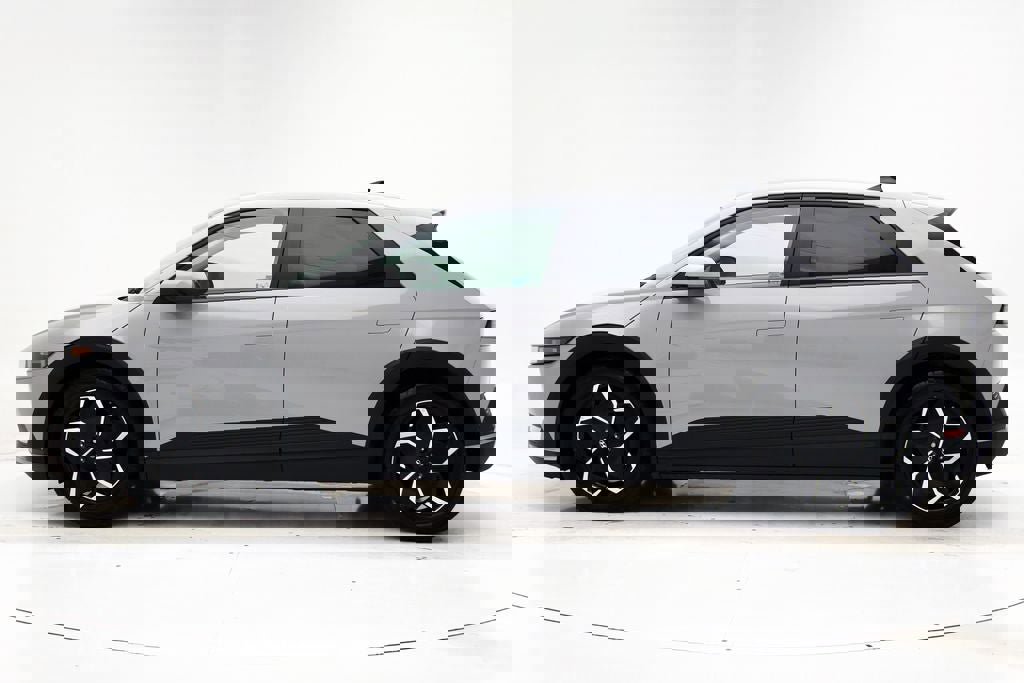 Used 2023 Hyundai Ioniq 5 SEL image 6