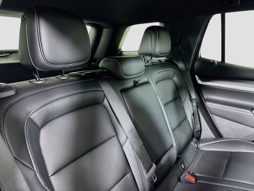 New 2026 GMC Terrain Elevation w/ Elevation Premium Package AWD/4WD image 26