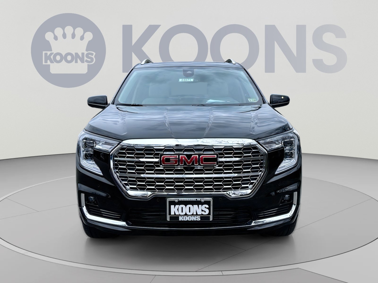 Used 2024 GMC Terrain Denali w/ Black Diamond Edition AWD/4WD image 4