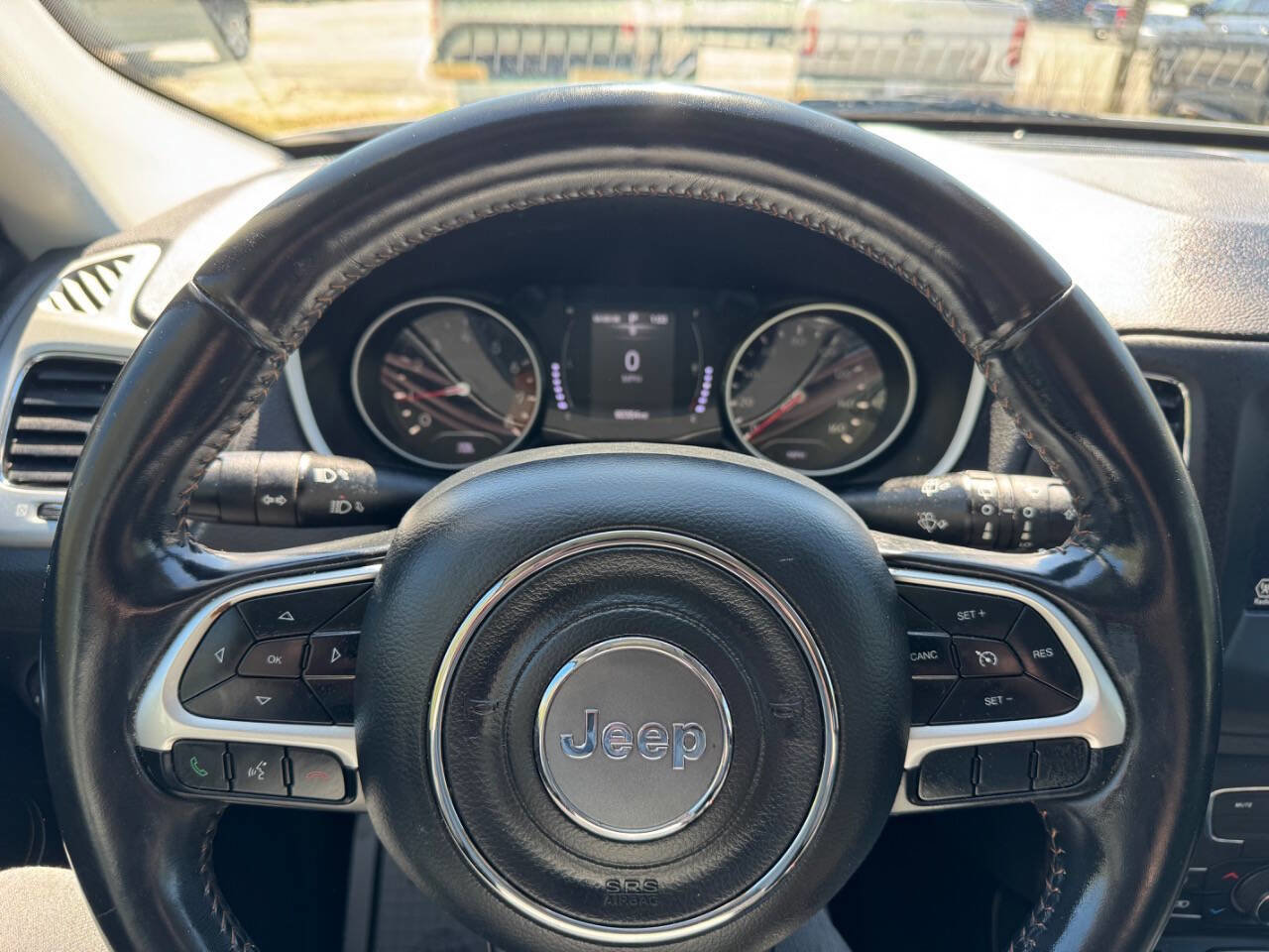 Used 2019 Jeep Compass Latitude image 25